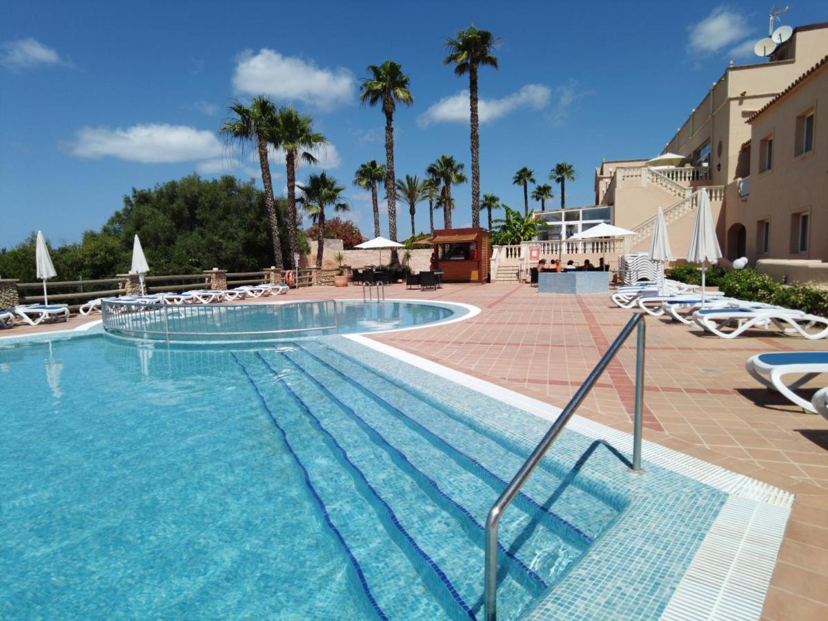 Arenas De Son Bou Hotel Eksteriør billede