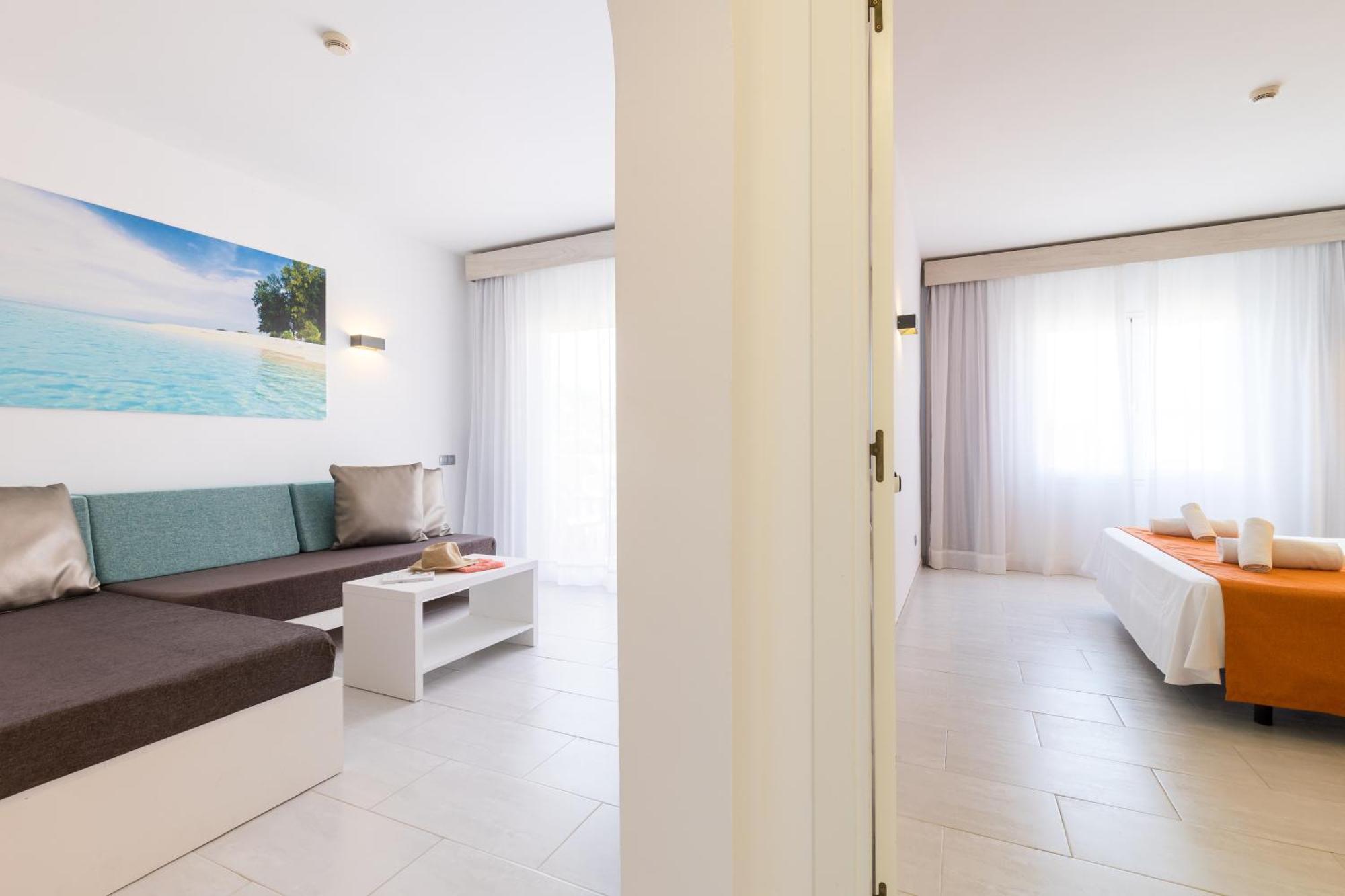 Arenas De Son Bou Hotel Eksteriør billede
